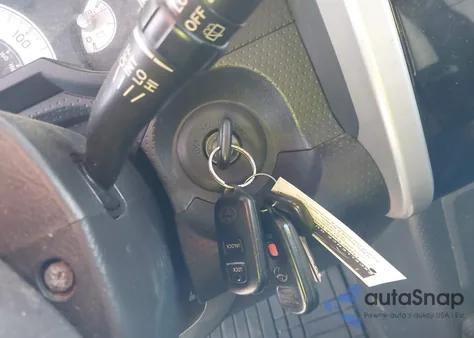 2007 Toyota Fj Cruiser from USA, damaged, VIN JTEBU11F570020014